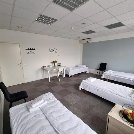 Panzió Near Center Harbour Tallinn